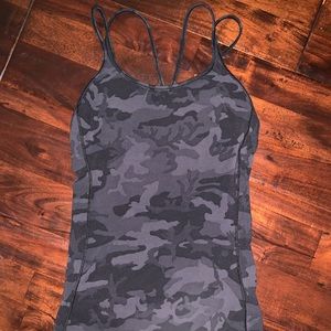 Lululemon camo tank NWOT